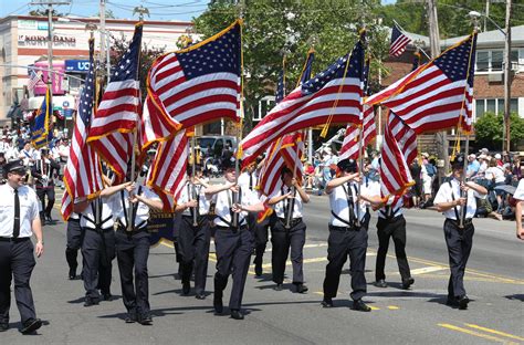 Memorial Day Parades & Ceremonies